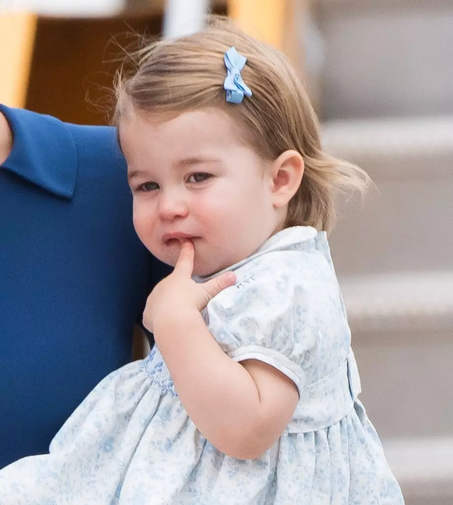 10 Foto Princess Charlotte putri Kate-Prince William, makin lucu lho