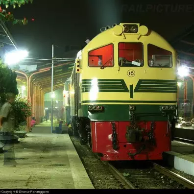 5 Sejarah lokomotif KA di Indonesia, sudah ada sejak zaman Bung Karno