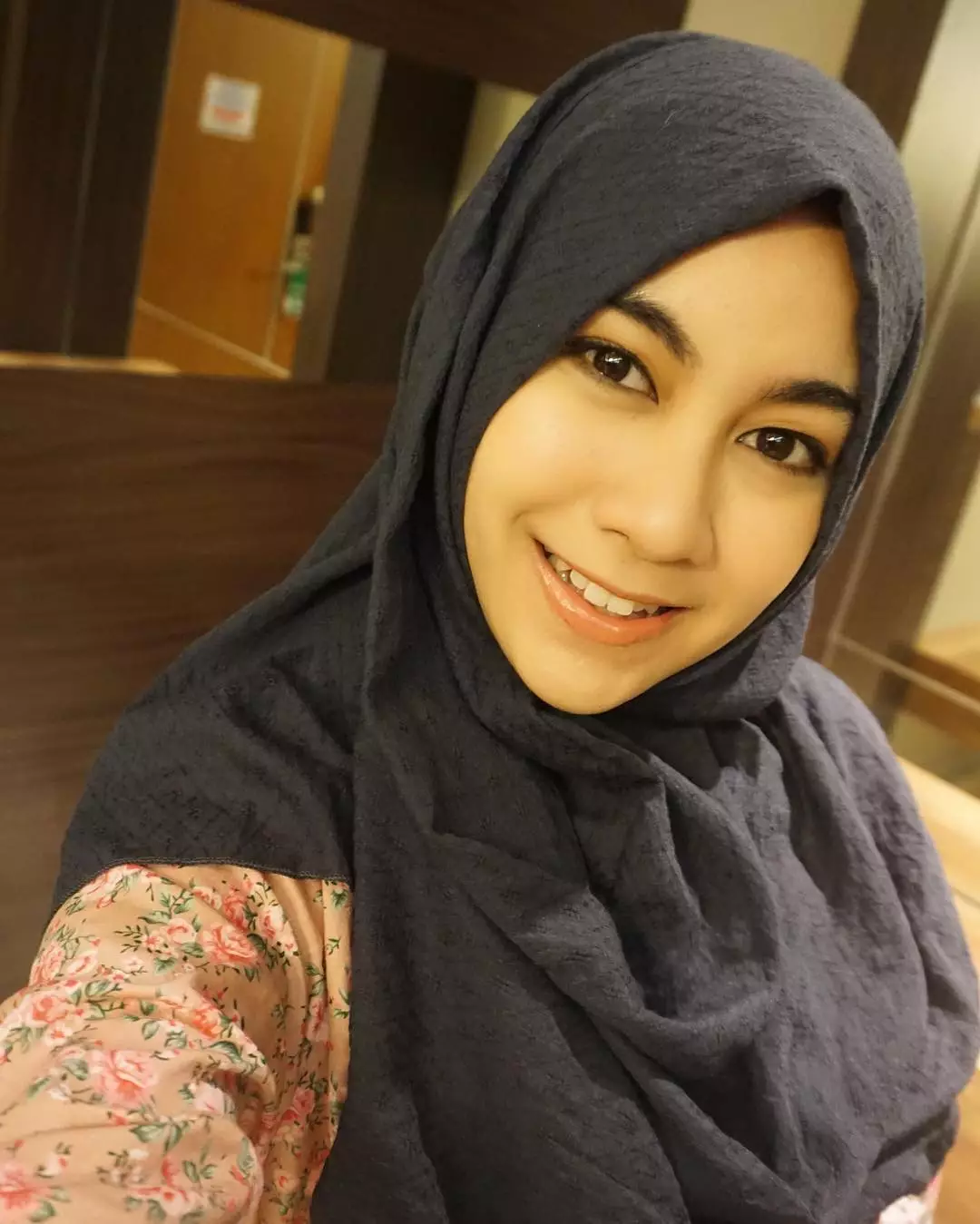 7 Selebriti cantik ini akhirnya putuskan berhijab di 2016, bikin adem