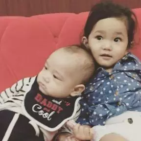 Raffi Ahmad unggah foto Rafathar bareng Bilqis, netizen malah heboh