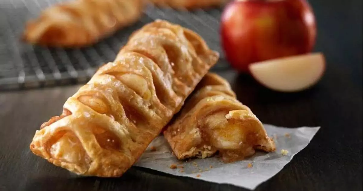 Suka ngemil? Yuk bikin Apple Pie ala McD yang lagi hits banget