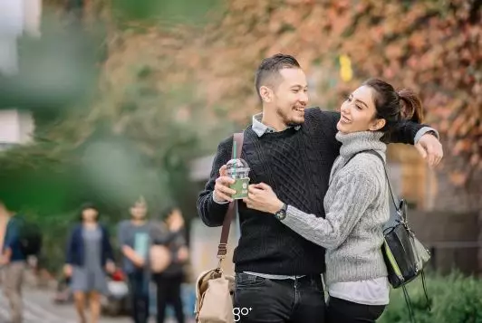 12 Potret kemesraan Tyas Mirasih dengan sang kekasih, romantis banget