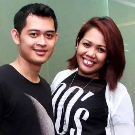 4 Cowok tampan ini hatinya pernah ditaklukkan Elly Sugigi