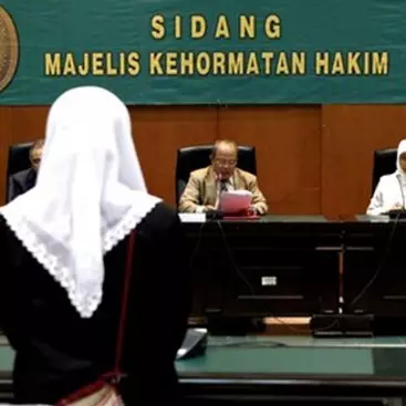 5 Pejabat ini pernah terjerat skandal asusila, ada bupati selingkuh