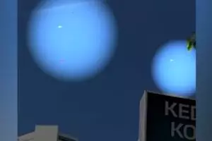 2 Objek melayang-layang di langit ini viral, apa benar piring terbang?