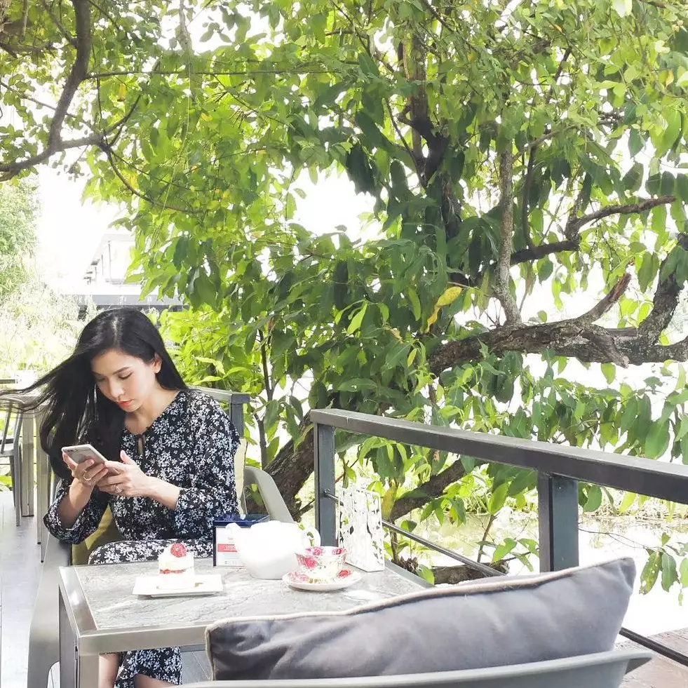 Restoran ini larang keras pengunjungnya mainkan smartphone, kenapa ya?