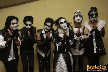 5 Lagu Indonesia ini disebut punya lirik yang unik, pernah dengerin?