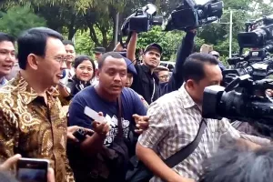 Pengacara Ahok: Jemput paksa saksi pelapor yang tak hadir