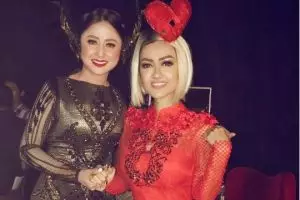 Saling unggah foto bersama, kemesraan Jupe & Depe bikin netizen girang