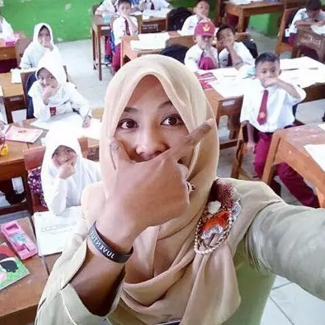 Postingan guru SD dari Indonesia ini bikin Paulo Dybala terkesan