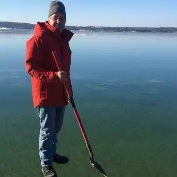 Dituduh editan, foto viral kakek ini bikin bingung banyak netizen