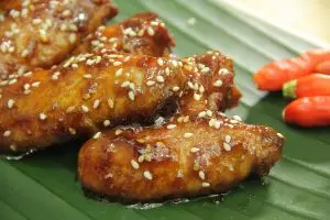 Daripada jajan, yuk bikin sendiri ayam bumbu wijen yang lezat ini