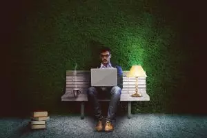 9 Alasan penulis layak kamu perjuangkan jadi pendamping hidup