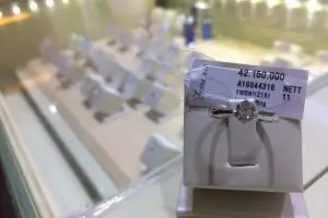 Ini cincin pernikahan yang digemari pasangan muda, siap melamar? 