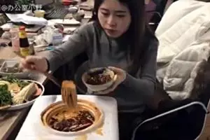 Dispenser ternyata bisa kamu pakai memasak, ini buktinya