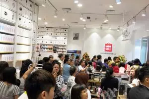 Baru dibuka, toko pernak pernik Jepang ini langsung diserbu pengunjung