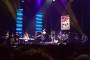 Merdunya suara Tompi bikin penonton Java Jazz 2017 teriak histeris