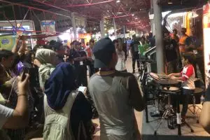 Bocah 6 tahun ini curi perhatian di Java Jazz Festival, kenapa ya?