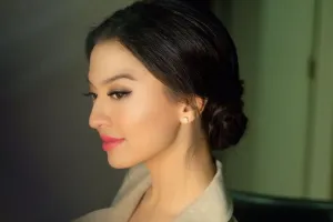 Rayakan ulang tahun ke-32, Raline Shah dapat kue unik berbentuk bibir