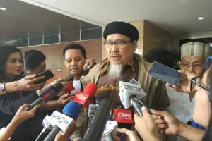 Majelis hakim menolak kesaksian kakak angkat Ahok, ini alasannya