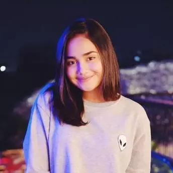 Live Instagram, artis cantik Indonesia curi perhatian Justin Bieber