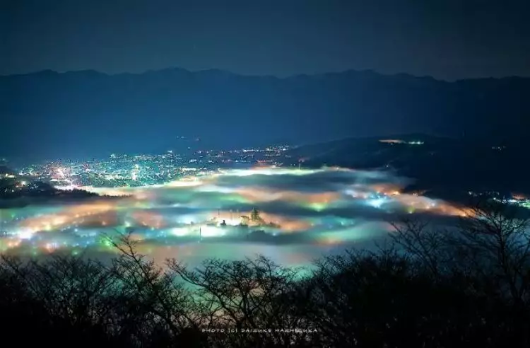 10 Foto karya Kazuki Sato ini jadikan Tokyo bak negeri di atas awan