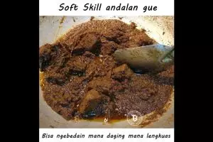 9 Meme 'macam-macam softskill' ini lucunya bikin kamu tersenyum getir