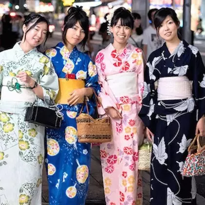 Serupa tapi tak sama, ini lho beda Kimono dan Yukata