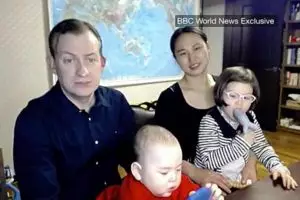 Profesor yang direcokin anak saat wawancara live kini tampil lagi