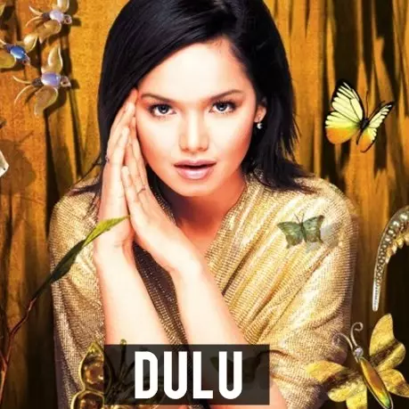 10 Foto transformasi Siti Nurhaliza, cantiknya stabil &amp; nggak luntur