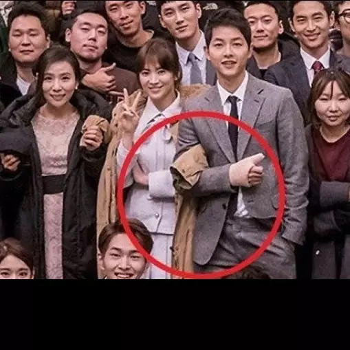 4 Foto ilusi optik seleb Korea, kamu bisa menemukan kejanggalannya?