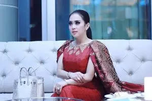 4 Selebriti ini diduga pernah mangkir bayar pajak, duh kenapa ya?