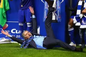 6 Pelatih sepak bola ini punya selebrasi heboh, berlebihan nggak ya? 