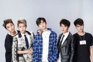 Boyband yang punya 5 member ganteng ini bikin kaget kalau tahu aslinya