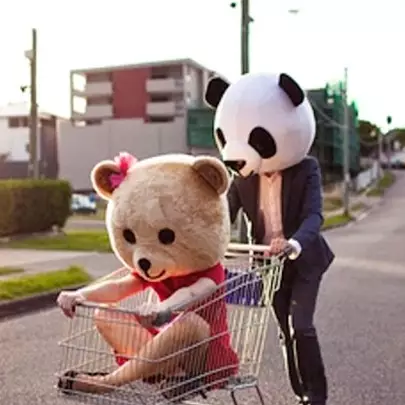 5 Alasan kenapa kamu jadi makin gendut saat punya pacar