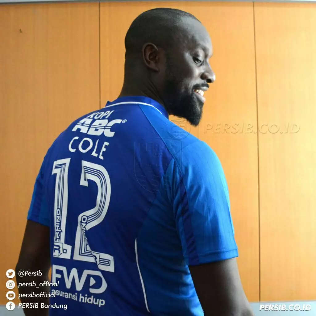 Persib kembali rekrut mantan pemain Liga Inggris, skuadnya makin ngeri