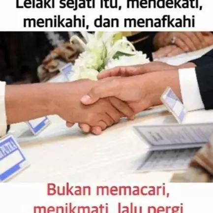10 Meme 'lelaki itu' ini nggak cuma kocak, tapi juga nyindir alus
