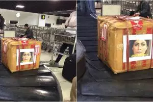 Barang penumpang pesawat ini diberi pesan unik yang bikin ngakak