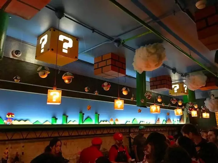 Restoran ini berkonsep video game Super Mario, anak 90an pasti suka