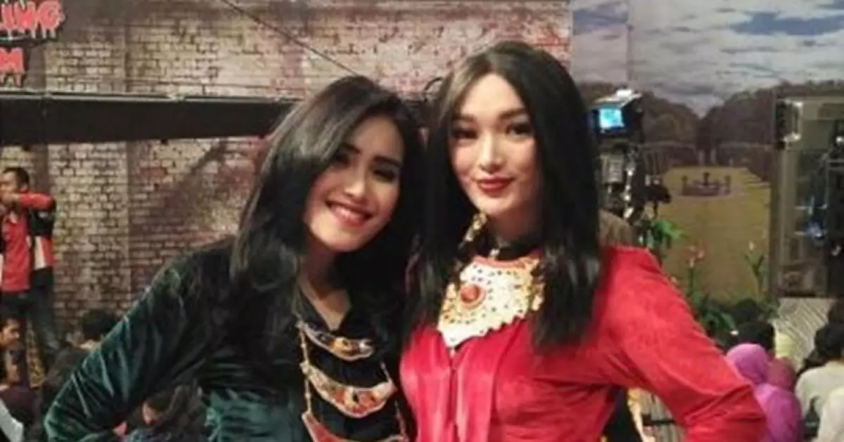 Ganti model rambut, Ayu Ting Ting dituduh jiplak gaya Nagita Slavina