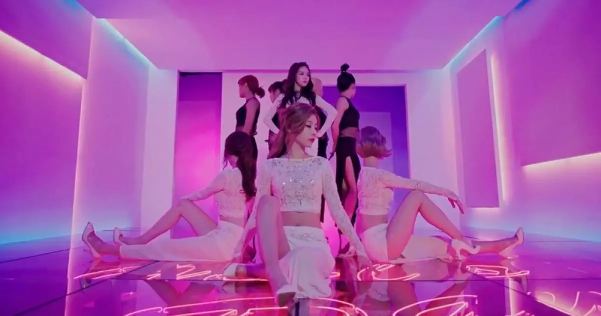 7 Grup K-Pop ini pernah dilarang tampil gara-gara terlalu seksi