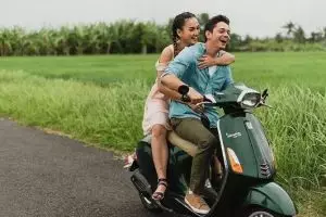 Segera menikah, ini 12 potret mesranya Andrew Andika dan Tengku Dewi