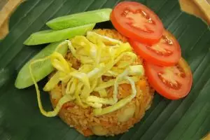 Bosan nasi goreng gitu-gitu aja? Yuk cobain resep nasi goreng mangga