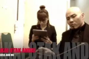 Deddy Corbuzier sindir penyanyi inisial ATT 'tak pakai otak'