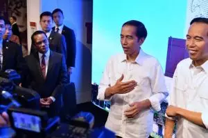 9 Potret momen Jokowi ketemu 'kembarannya' di Museum Madame Tussauds