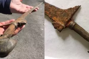 Keris ini ditemukan di sungai di Wales, kisahnya sulit dipercaya