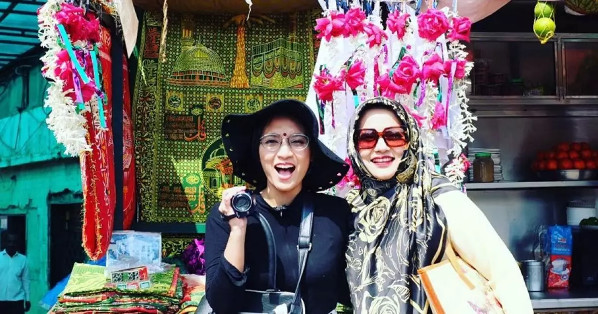 Netizen bully sang ibu, tanggapan anak Ikang Fawzi ini menohok banget