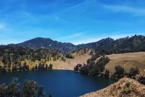 Ini taman nasional di Indonesia yang sedang digemari anak muda