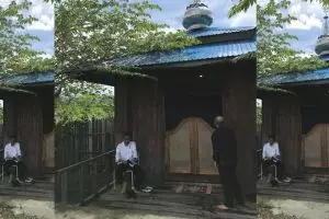 Jokowi lakukan salat di musala kecil, netizen malah curhat kasus Ahok