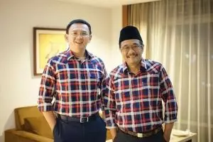 11 Potret kebersamaan Ahok-Djarot, bukti keduanya brother goals abis